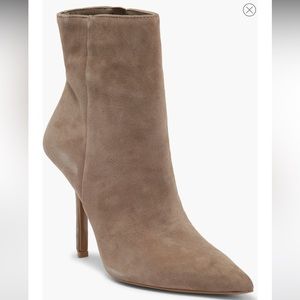 NIB Marc Fisher Pointed Toe Boot 8.5 Taupe